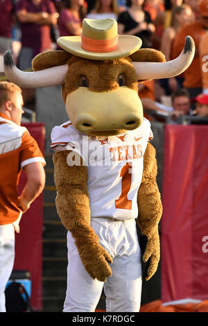 Los Angeles, CA, USA. Am 4. Januar 2016. Texas Longhorns Maskottchen während der ersten Hälfte des NCAA Football Spiel zwischen den USC Trojans und die Texas Longhorns am Kolosseum in Los Angeles, Kalifornien. Obligatorische Photo Credit: Louis Lopez/CSM/Alamy leben Nachrichten Stockfoto