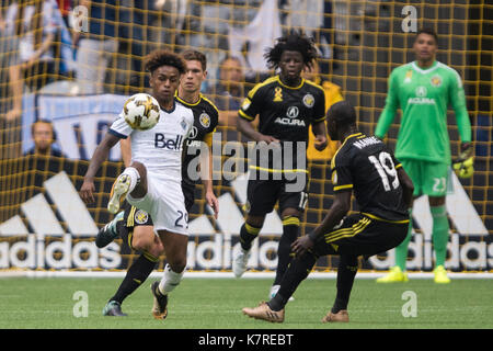 Vancouver, Kanada. 16. September 2017. Yordi Reyna (29) von Vancouver Whitecaps, mit Kugel vor der Columbus Ziel. Endstand 2-2. Vancouver Whitecaps vs Columbus Crew, BC Place Stadium. © Gerry Rousseau/Alamy leben Nachrichten Stockfoto