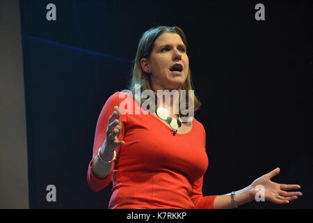 Jo Swinson gibt Ihre erste Rede auf der Konferenz der Liberaldemokraten in Bournemouth seit als MP gewählt. Stockfoto