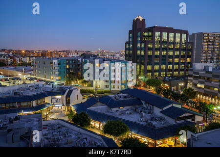 Los Angeles, 15.Juni: Dämmerung Luftbild von Little Tokyo am 15.Juni 2017 in Los Angeles, Kalifornien Stockfoto