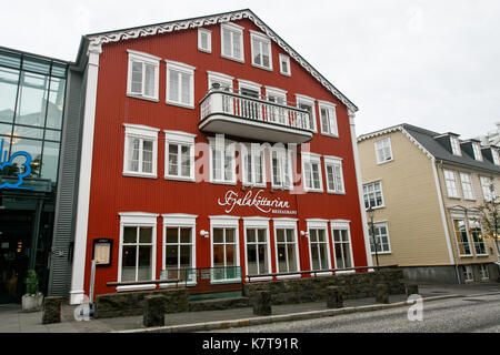 Fjalakötturinn Restaurant neben dem Hotel Reykjavik Centrum. Stockfoto