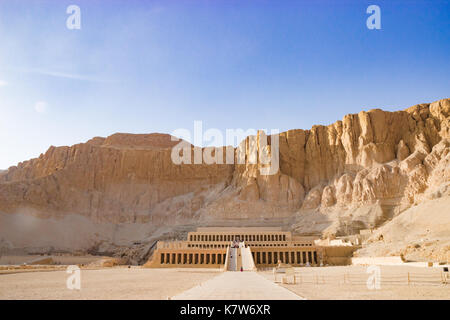 Die alten Tempel der Hatschepsut in Luxor, Ägypten Stockfoto