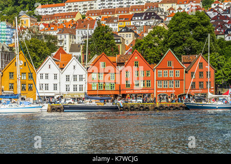 Bryggen, Viertel der alten hanseatischen Häuser im Hafen von Bergen, Norwegen Stockfoto