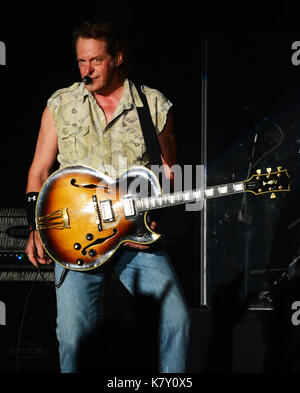 Ted Nugent führt im Paramount Theater NY bietet: Ted Nugent Wo: New York, New York, United States Wann: 16 Aug 2017 Quelle: Patricia Schlein/WENN.com Stockfoto