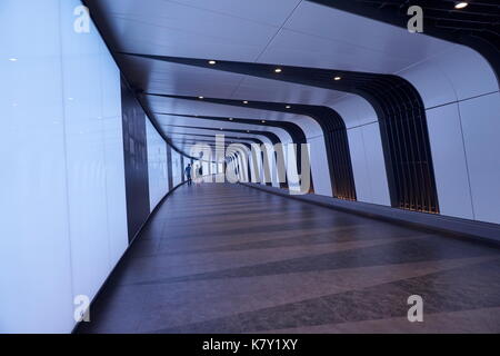 Unterirdische Passage von der King's Cross St. Pancras von St Pancras Square Stockfoto