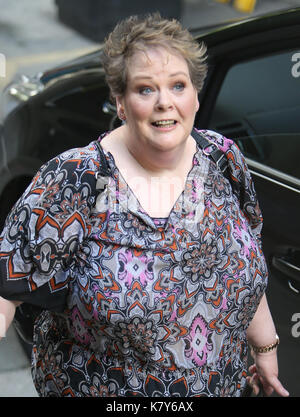 Anne Hegerty außerhalb ITV Studios mit: Anne Hegerty Wo: London, Großbritannien Wann: 17 Aug 2017 Quelle: Rocky/WENN.com Stockfoto