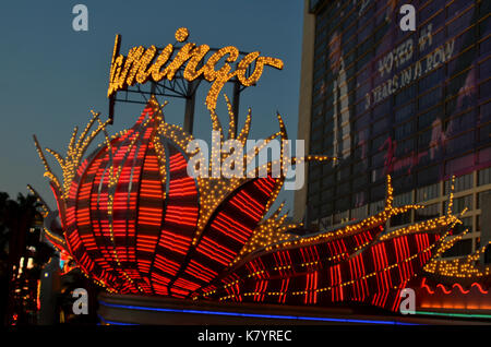 Beleuchtete Flamingo sign in Las Vegas Stockfoto