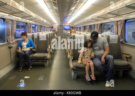 Im Shinkansen bei National Railway Museum, York Stockfoto