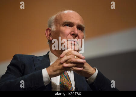 Bournemouth, UK. 17. September 2017. Sir Vince Cable MP, der Führer der Liberaldemokraten, besucht eine Q&A Session in der Liberalen und Demokratischen Partei Europas Herbst Konferenz. Stockfoto