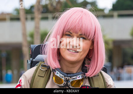 Bournemouth, Dorset, Großbritannien. 17 Sep, 2017. Bewaffnete Polizei und ghostbusters halten Bournemouth sicher! Credit: Carolyn Jenkins/Alamy leben Nachrichten Stockfoto