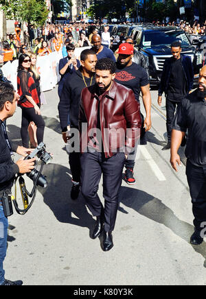 Toronto, Ontario, USA. 9 Sep, 2017. 09. September 2017 - Toronto, Ontario Kanada - Drake. 2017 Toronto International Film Festival - "Carter Effekt'' Premiere auf der Roy Thomson Hall statt. Photo Credit: Brent Perniac/AdMedia Credit: Brent Perniac/AdMedia/ZUMA Draht/Alamy leben Nachrichten Stockfoto