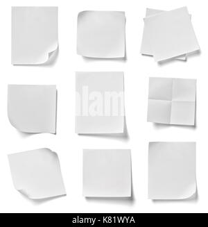 Sammlung von verschiedenen Hinweis Papiere auf weißem Hintergrund. Jede einzeln Geschossen ist Stockfoto