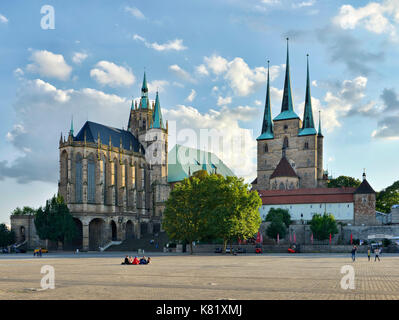 Cathedral Square mit Erfurt Kathedrale und Pfarrkirche St. Severi, Erfurt, Thüringen, Deutschland Stockfoto