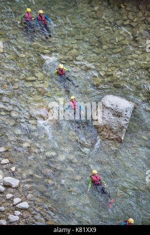 Canyoning in den Schluchten des Verdon, Provence-Alpes-Cote d'Azur, Provence, Frankreich Stockfoto