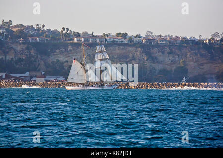 Tall Ship Johnson aus irving Dana Point Harbor, ca Usa. Es wurde speziell für die besonderen Bedürfnisse der La maritime Institute topsail Jugend pr zu erfüllen Stockfoto