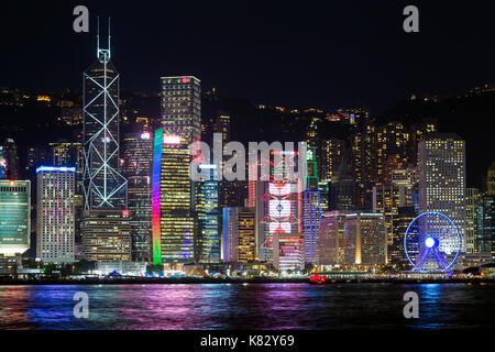 Hong Kong Skyline vom Kowloon Seite des Hafens, Hongkong, China, Asien Stockfoto