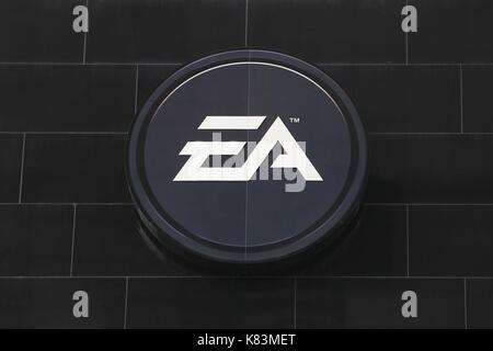 Köln, Deutschland - 2. Juli 2017: Logo der Electronic Arts an einer Wand. Electronic Arts ist ein US-amerikanisches Videospielunternehmen Stockfoto