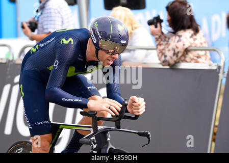 Alex Dowsett vom Team Movistar Team Racing in Stage 5 der OVO Energy Tour of Britain Tendring Zeitfahren in Clacton, Essex Stockfoto