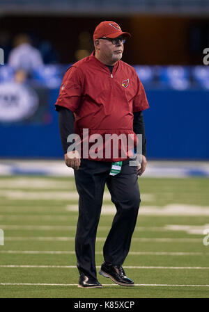 Ot. 17 Sep, 2017. Arizona Cardinals Head Coach Bruce Arianer während NFL Football Spiel Action zwischen den Arizona Cardinals und die Indianapolis Colts im Lucas Oil Stadium in Indianapolis, Indiana. Arizona besiegte Indianapolis 16-13 in OT. Johann Mersits/CSM/Alamy leben Nachrichten Stockfoto
