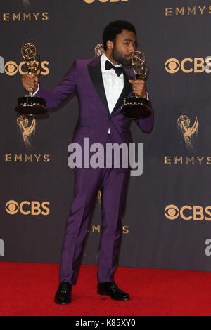 Los Angeles, USA. 17 Sep, 2017. Donald Glover an der 69th Emmy Awards - Presseraum Auf der Microsoft Theater in Kalifornien am 17. September 2017. Credit: MediaPunch inc/Alamy leben Nachrichten Stockfoto