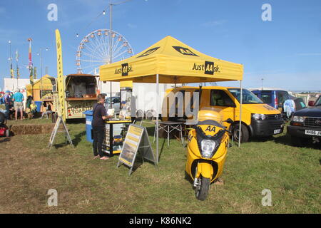 AA-Automobile Association Motorrad, VAN UND DISPLAY BEI GROSSEN DORSET STEAM FAIR Stockfoto