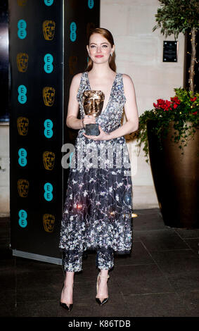 Emma Stone auf der offiziellen nach Partei für die 70Th EE British Academy Film Awards 2017 nach - Partei Abendessen im Grosvenor House Hotel am 12. Februar 2017 in London, England Stockfoto