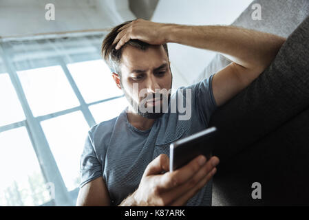 Düster, unglücklichen Menschen, die unter Depressionen leiden Stockfoto