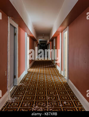 SPINE-CHILLING Bilder haben einen Einblick in die berühmt-berüchtigte Putnam Hotel, wo der Gast seine schwangere Freundin getötet und ihre fünfzehn Woche angeboten. Stockfoto