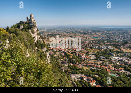 Guaita Festung/Tower (aka Rocca/Torre Guaita) auf dem Berg Titan (Monte Titano), San Marino. Stockfoto