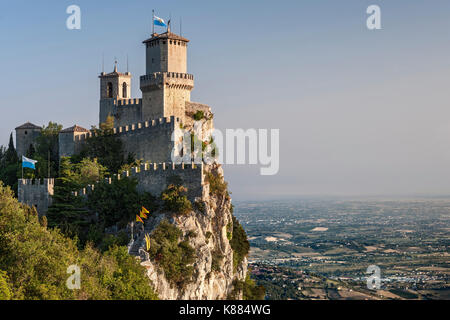 Guaita Festung/Tower (aka Rocca/Torre Guaita) auf dem Berg Titan (Monte Titano), San Marino. Stockfoto