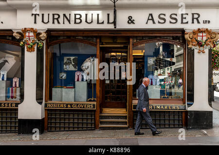 Turnbull & Asser Männer Kleidung Shop In der Jermyn Street, St James's, London, UK Stockfoto