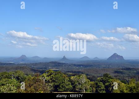 Blick auf Glass House Mountains, Sunshine Coast, Queensland, Australien. Stockfoto