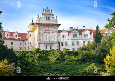 Schloss Pruhonice (XII-XVI Jahrhundert) in der Nähe von Prag Stockfoto