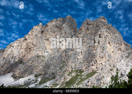 Die Grand Cir und Pice Cir-towering über den Passo Gardena oder Grodnerjoch in der Nähe der Gondel Dantercepies Gröden und Alta Badia Dolomiten Italien Stockfoto