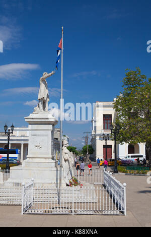 Cienfuegos, Kuba - Januar 28, 2017: Jose Marti Park, dem Hauptplatz von Cienfuegos (Unesco Weltkulturerbe), Cuba, Cienfuegos, der Hauptstadt von Cienfuegos Stockfoto