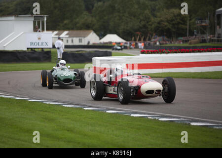 Brooklands Trophäe bei Goodwood Revival 2017 Konferenz, Goodwood Rennstrecke, von der britischen Automobile Racing Club organisiert,, West Sussex, England, Großbritannien Stockfoto