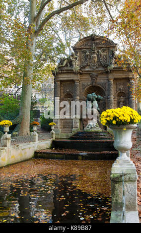 Die Medici Brunnen, Frankreich. Paris. Stockfoto