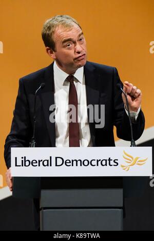 Bournemouth, UK. 18 Sep, 2017. Ex-chef Tim Farron Adressen die Liberaldemokraten Herbst Konferenz an der Bournemouth International Centre, Bournemouth, Großbritannien - Montag, September 18, 2017. Im Bild: Tim Farron Credit: Julie Edwards/Alamy leben Nachrichten Stockfoto