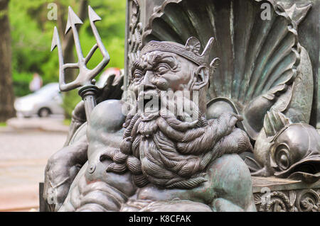 Bailey Brunnen im Freien Skulptur in New York City an der Stelle der drei Brunnen aus dem 19. Jahrhundert im Grand Army Plaza, Brooklyn, New York, United States. Stockfoto