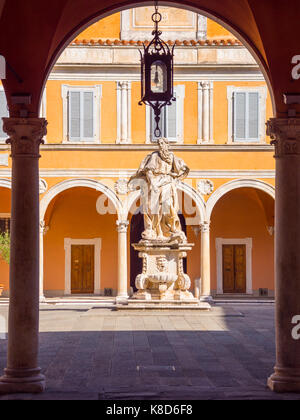 Palace an der Römisch-katholischen Erzdiözese von Pisa genannt Palazzo dell Arcivescovado - Toskana Italien Stockfoto