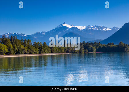 Baker Lake und Mount Shuksan im Nordwesten von Washington State Stockfoto