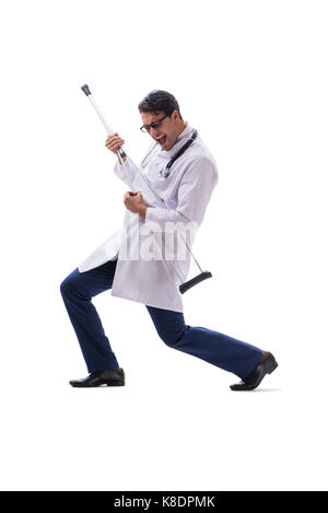 Junger Arzt Arzt ständigen Wandern auf weißem Hintergrund Stockfoto
