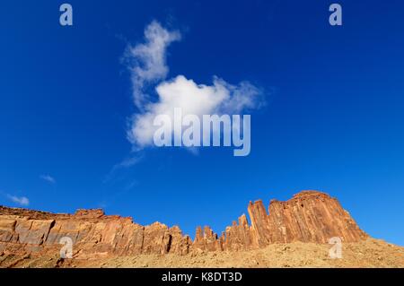 Hügel namens 'Jack Bridger" in Indian Creek, in der Nähe von Canyonlands, Utah, USA Stockfoto