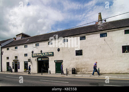 Irland, Schloss ? ? ?? ? ?? ? Siehe Distillery Kilbeggan, die älteste kontinuierlich lizenzierte Brennerei der Welt, Irland, Lockeâ €™s Distillery Kilbeggan Stockfoto