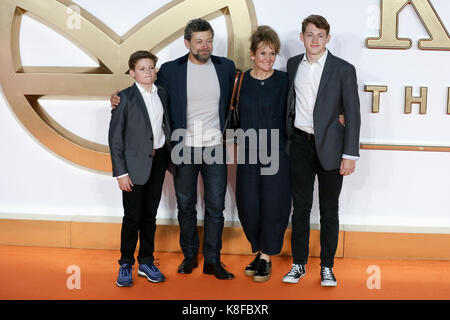 Leicester Square. London, Großbritannien. 18 Sep, 2017. Andy Serkis bei der Ankunft im Kingsman: Der goldene Kreis Weltpremiere in London. Credit: Dinendra Haria/Alamy leben Nachrichten Stockfoto