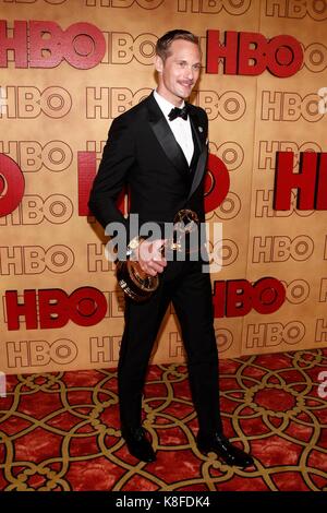 Los Angeles, CA, USA. 17 Sep, 2017. Alexander Skarsgard in der Ankunftshalle für HBO Emmy After Party - Teil 3, der Pacific Design Center, Los Angeles, CA 17. September 2017. Credit: JA/Everett Collection/Alamy leben Nachrichten Stockfoto