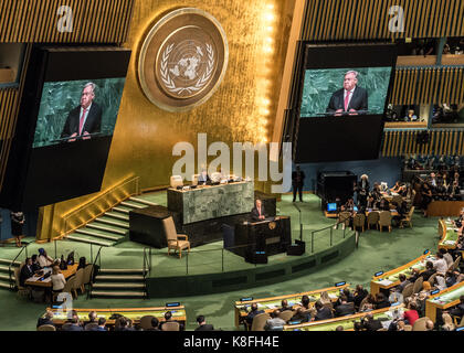 New York, USA. 19 Sep, 2017. Generalsekretär der Vereinten Nationen, Antonio Guterres Adressen der Eröffnung der 72. Generalversammlung der Vereinten Nationen. Credit: Enrique Ufer/Alamy leben Nachrichten Stockfoto