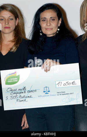 Paris, Frankreich. September 2017. Olivia Cattan besucht am 18. September 2017 die "Trophées du Bien-Etre", Mathurins Theater in Paris, Frankreich. Quelle: Bernard Menigault/Alamy Live News Stockfoto