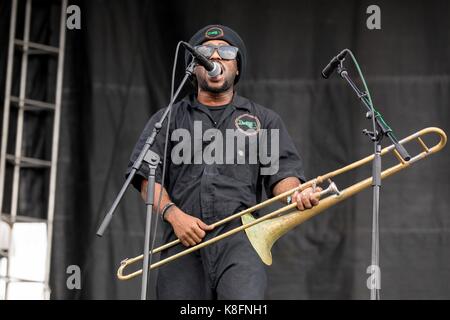 Chicago, Illinois, USA. 16 Sep, 2017. JAY ARMANT von Fishbone während Riot Fest Musik Festival bei Douglas Park in Chicago, Illinois Credit: Daniel DeSlover/ZUMA Draht/Alamy leben Nachrichten Stockfoto