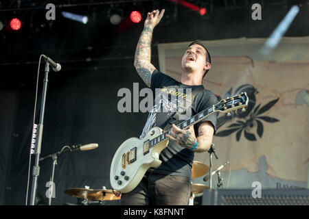 Chicago, Illinois, USA. 16 Sep, 2017. ANTHONY RANERI von Bayside während Riot Fest Musik Festival bei Douglas Park in Chicago, Illinois Credit: Daniel DeSlover/ZUMA Draht/Alamy leben Nachrichten Stockfoto